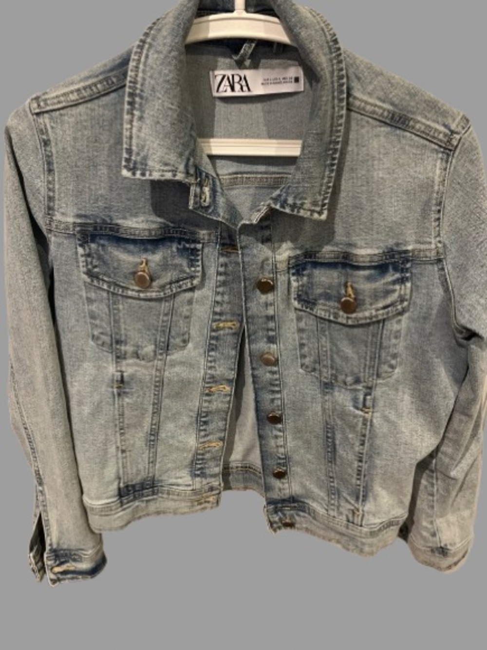 ZARA Women’s Light Wash Denim Jacket - Light Blue